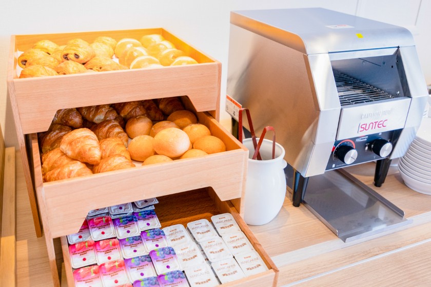 【朝食ビュッフェ】