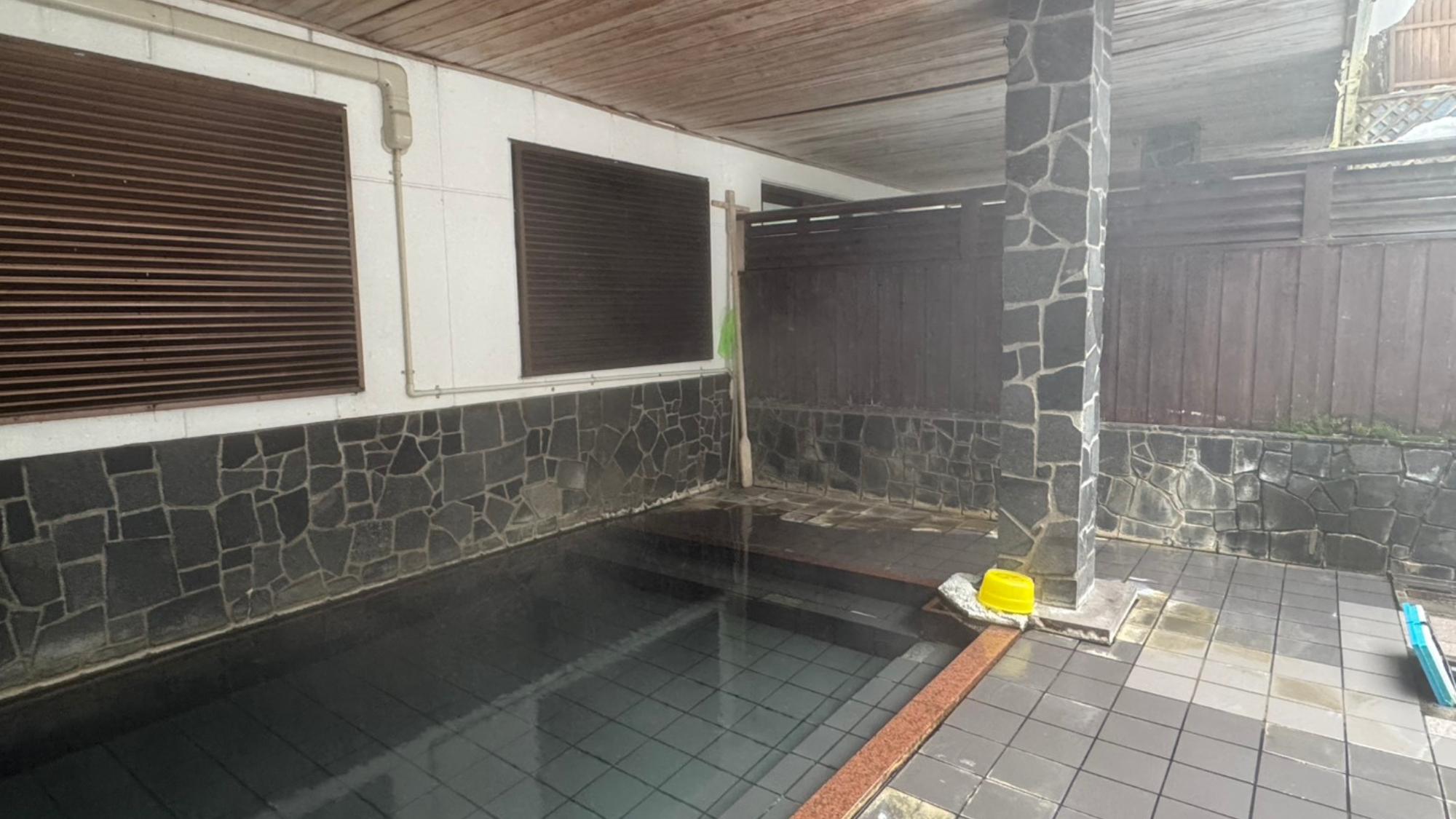 【湯室】静かに湧く湯に身をゆだねる安らぎ