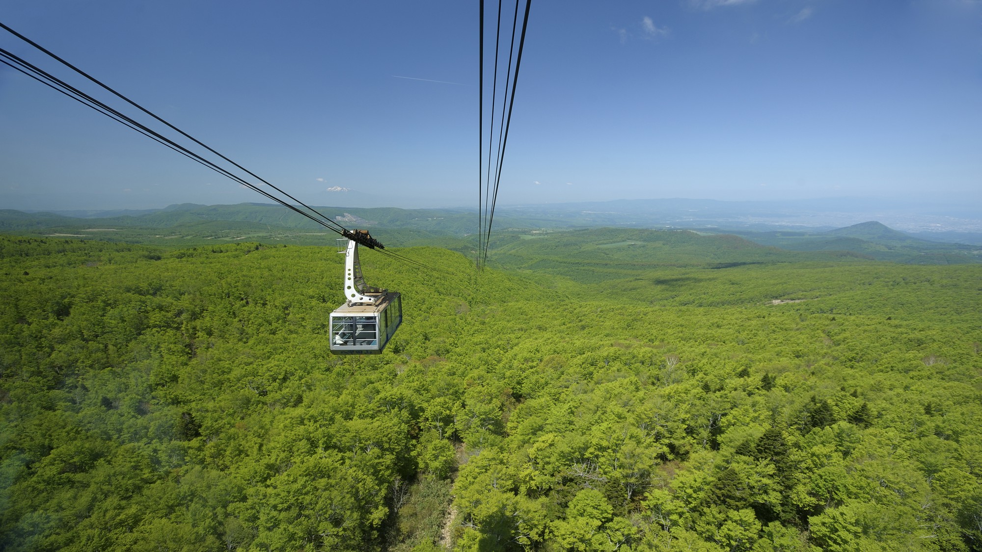 【八甲田ロープウェー】青森の四季が彩る美しさを大自然と共に楽しめます。
