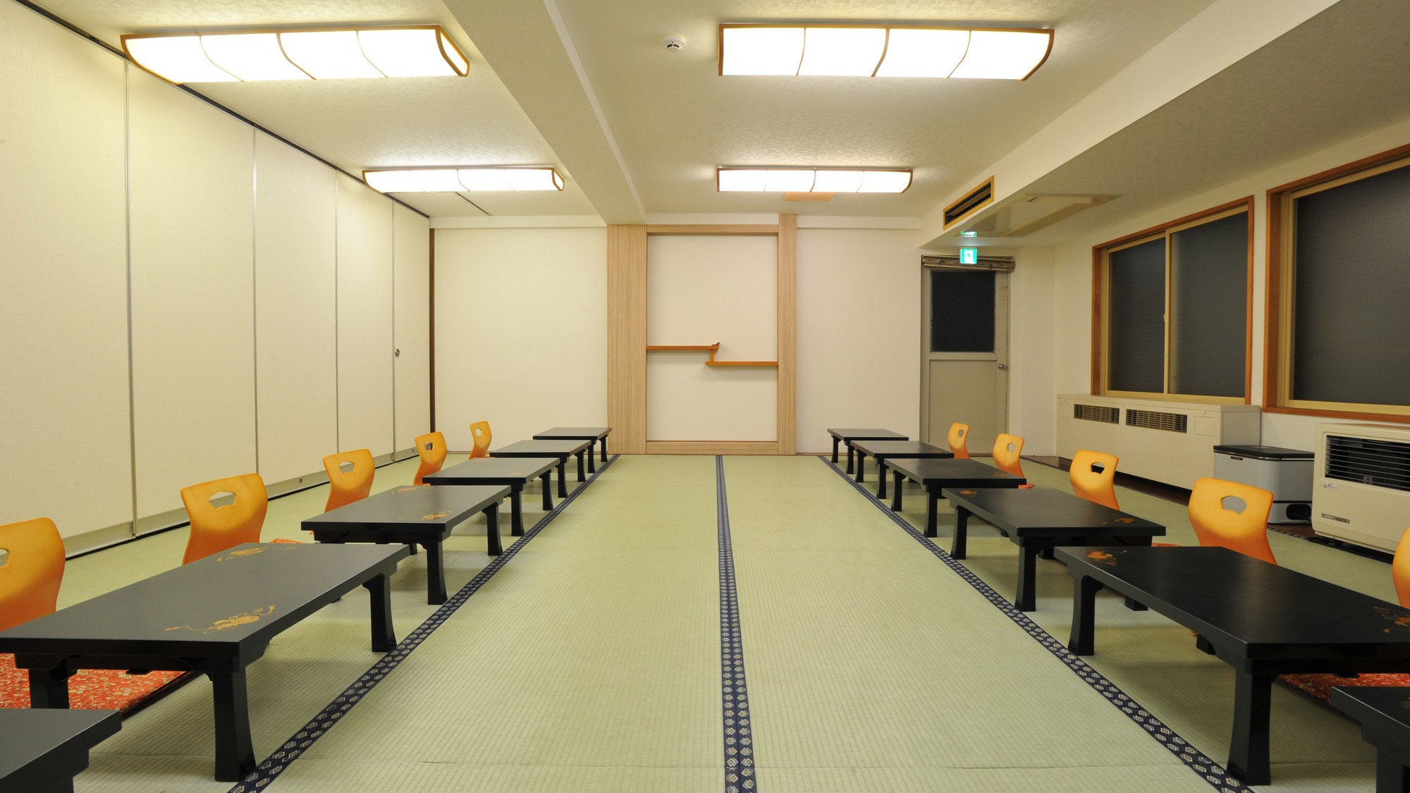 【宴会場】落ち着いた和の空間で、大切な時間をお過ごしください。