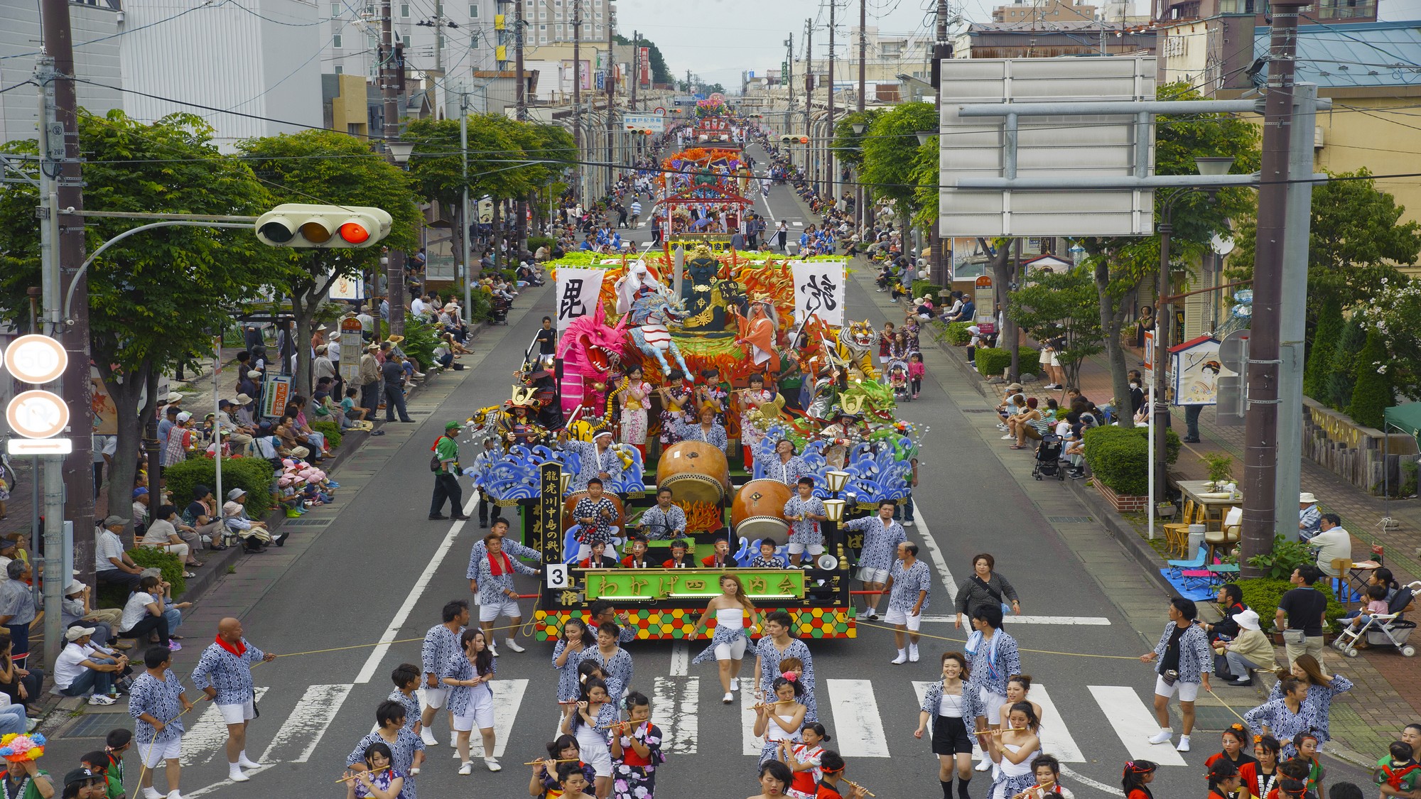 【十和田市秋まつり】三本木開拓の時代から豊作祈願を起源とする十和田市秋まつり。