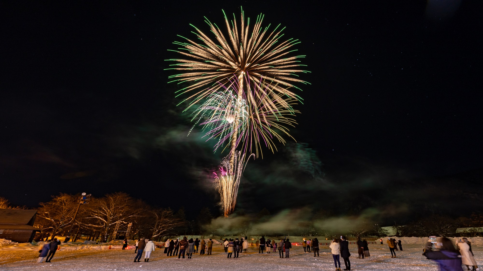 【十和田湖FeStaLuCe】十和田湖畔で開催されるイルミネーションイベントです。