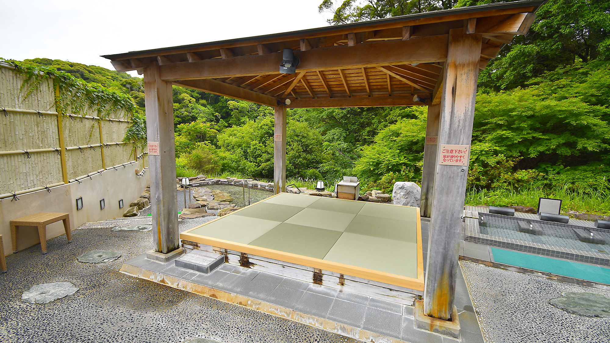 【森林の湯】整いスペース