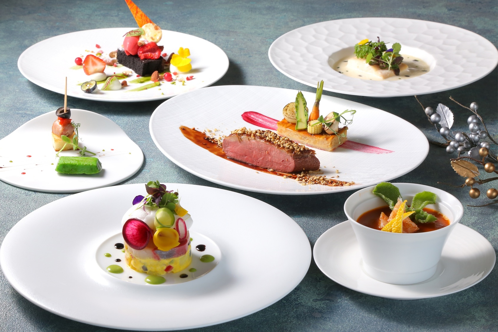 【夕食スタンダード】本格フランス料理「シーズンセレクション」プラン　夕・朝食つき