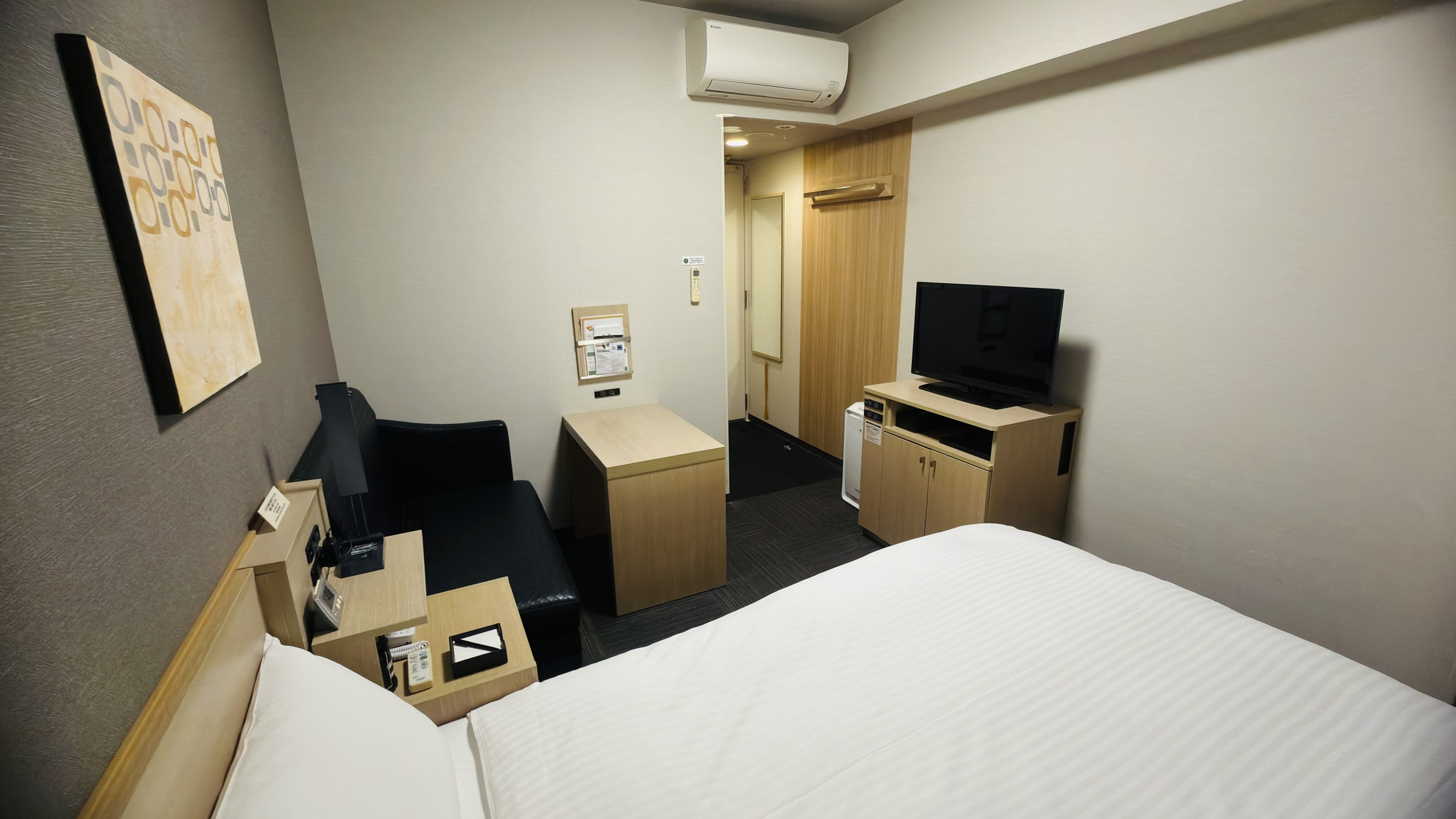 スタンダードセミダブルルーム2