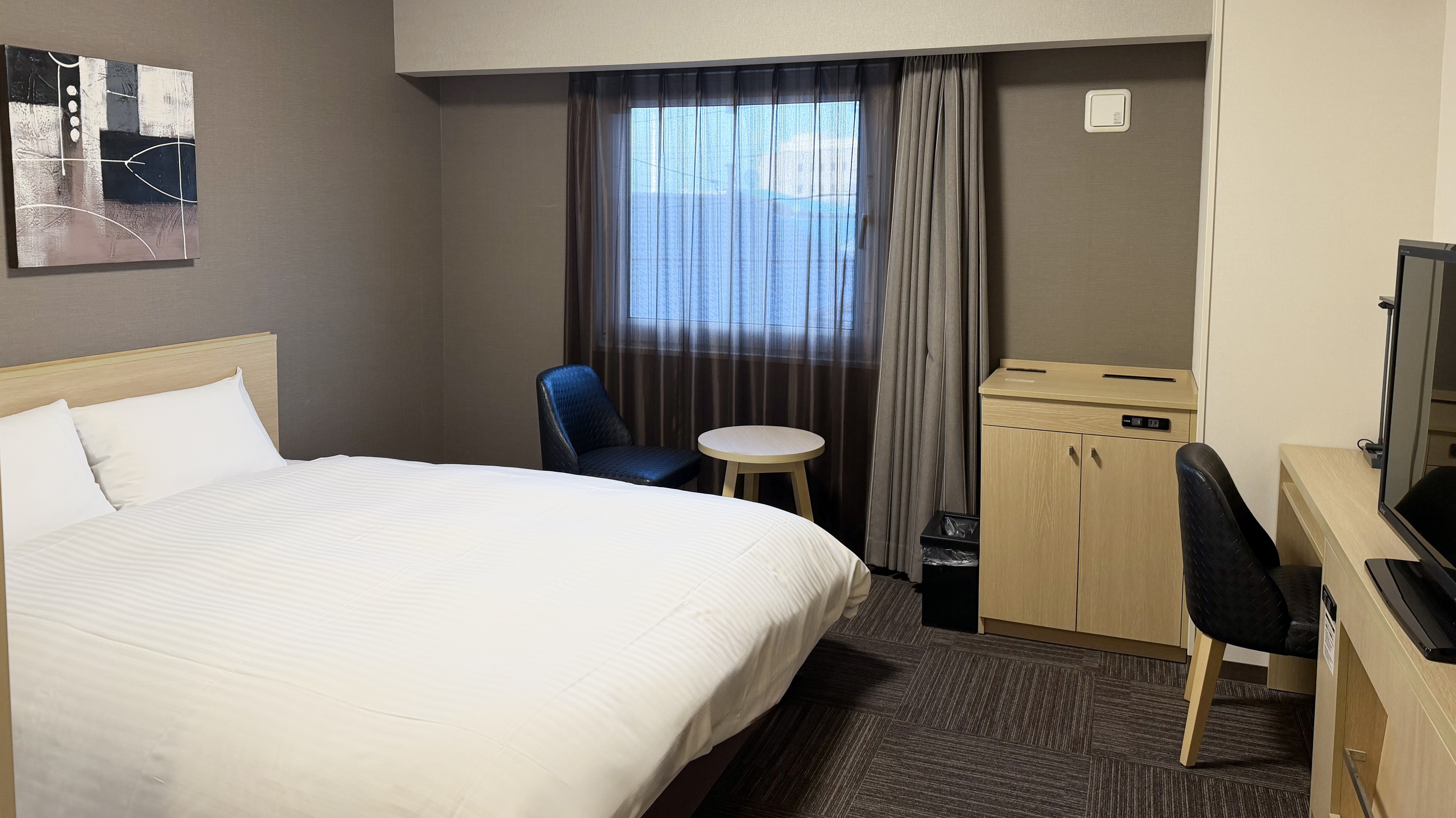 スタンダードダブルルーム1