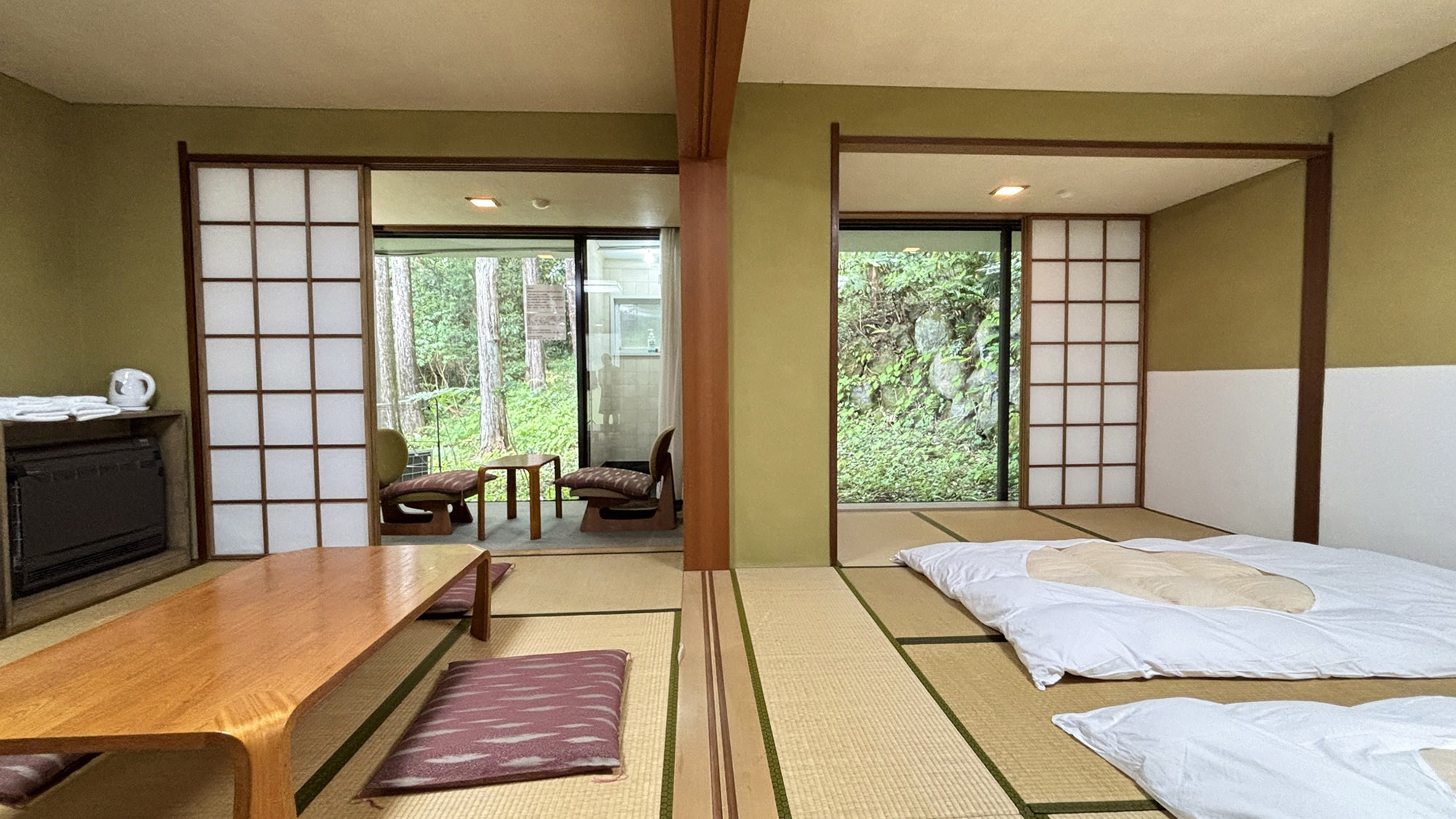 ・【和室15畳】ご歓談やご飲食、就寝など用途別に使いやすい広さと間取りです