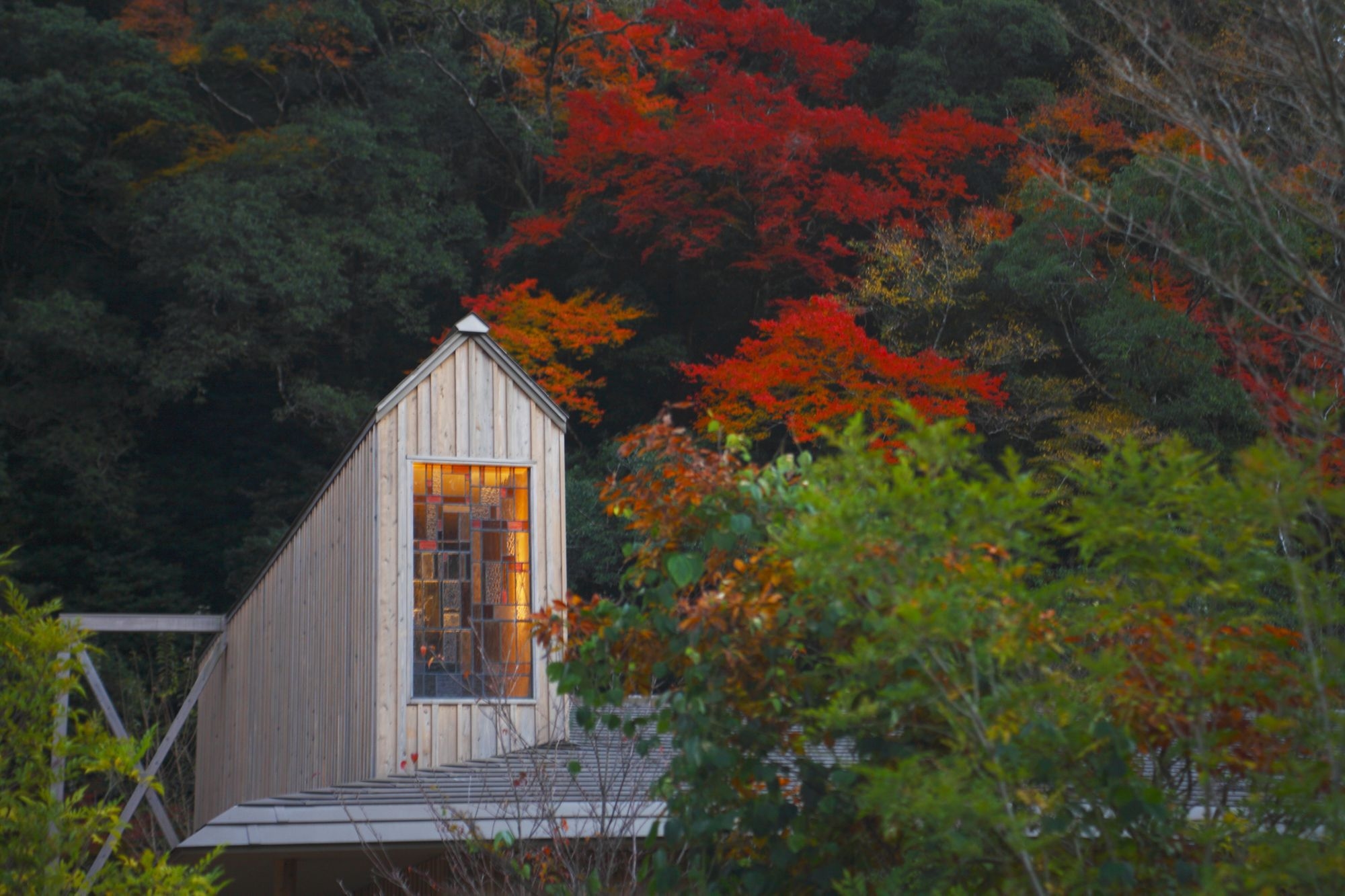 ＜秋旅　9/1〜12/8＞露天風呂付離れの客室で紅葉と秋の恵みを愉しむ感動の休日（禁煙）