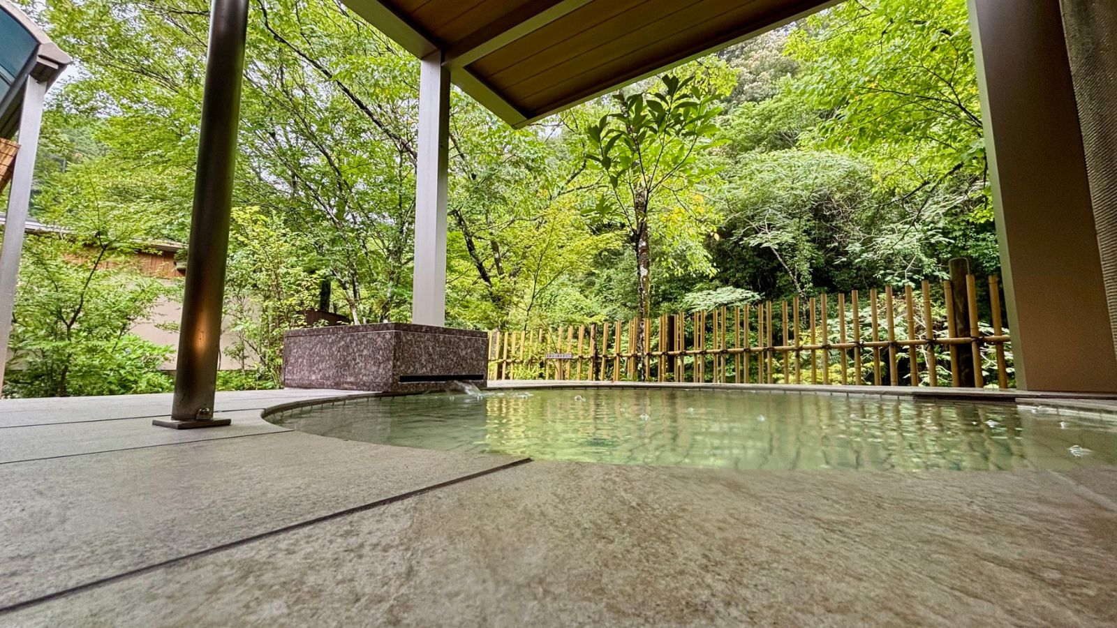 NEMUスイート雪　自然美露天風呂