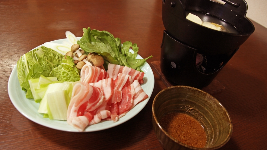 *【夕食一例】温泉湯豆腐（黒豚しゃぶ付き）  