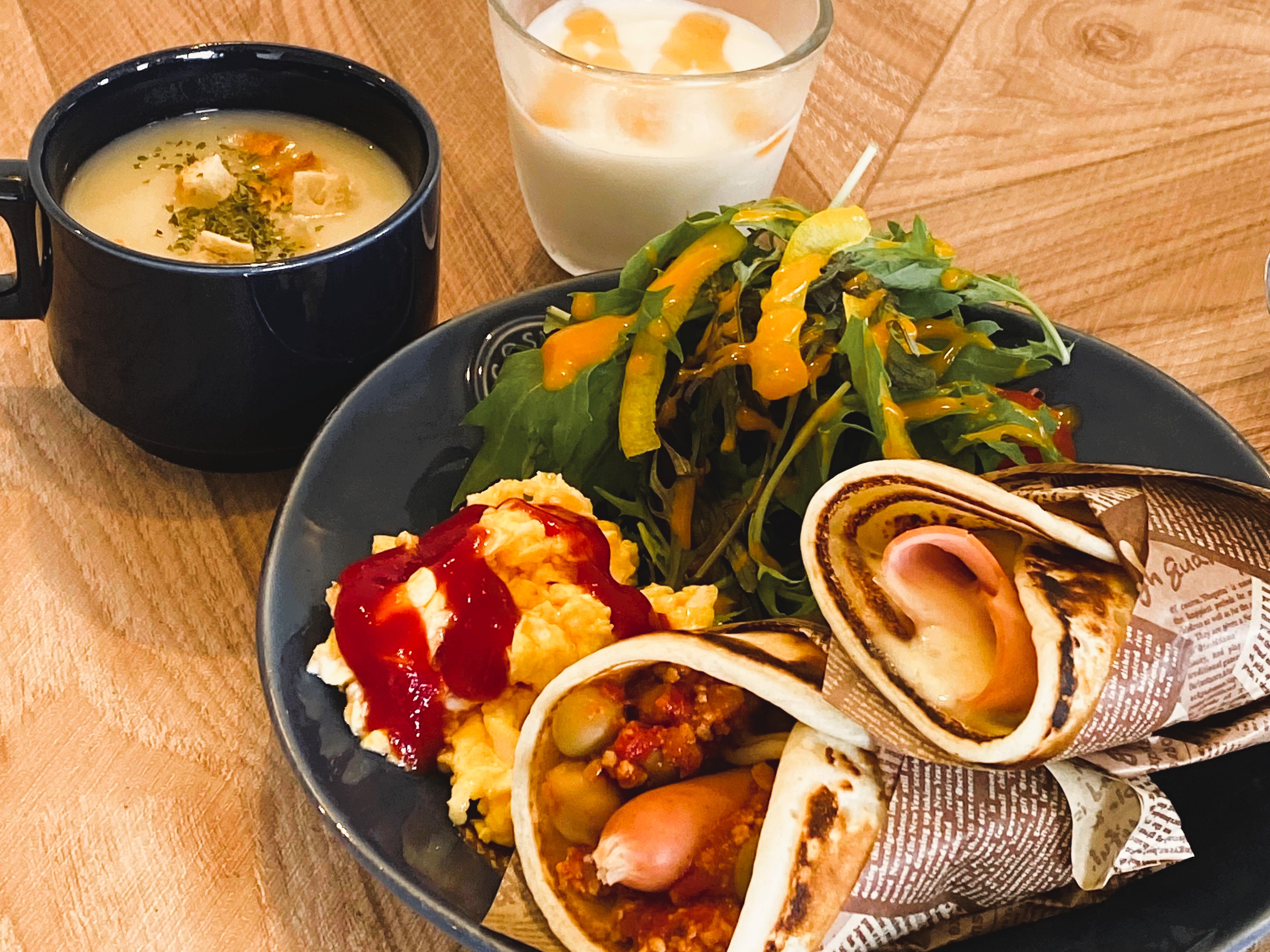 ♪朝はオシャレに【生地から焼き上げるブリトー】♪