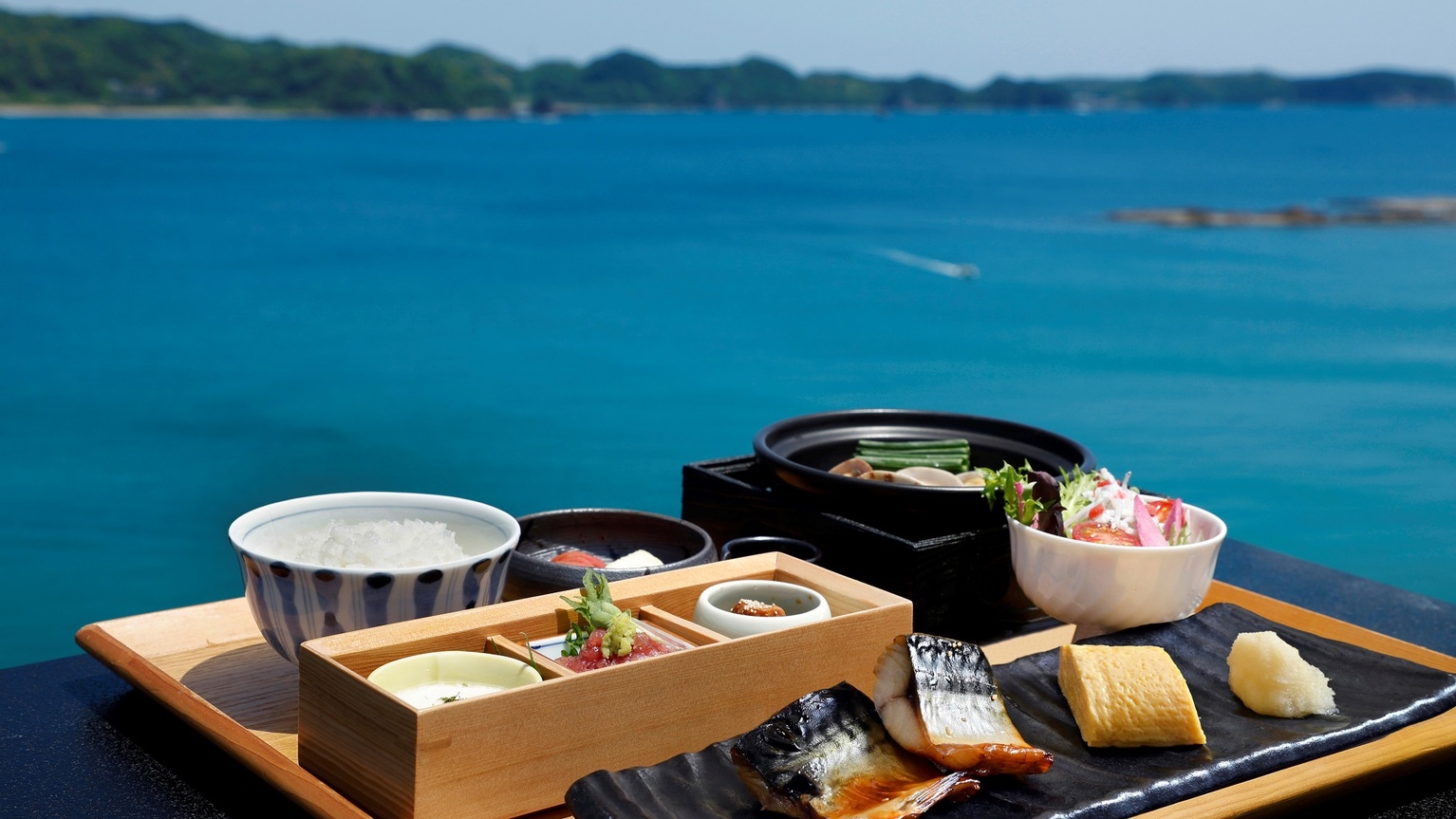 【季節の会席】熊野牛炙り焼きと勝浦漁港生まぐろ会席