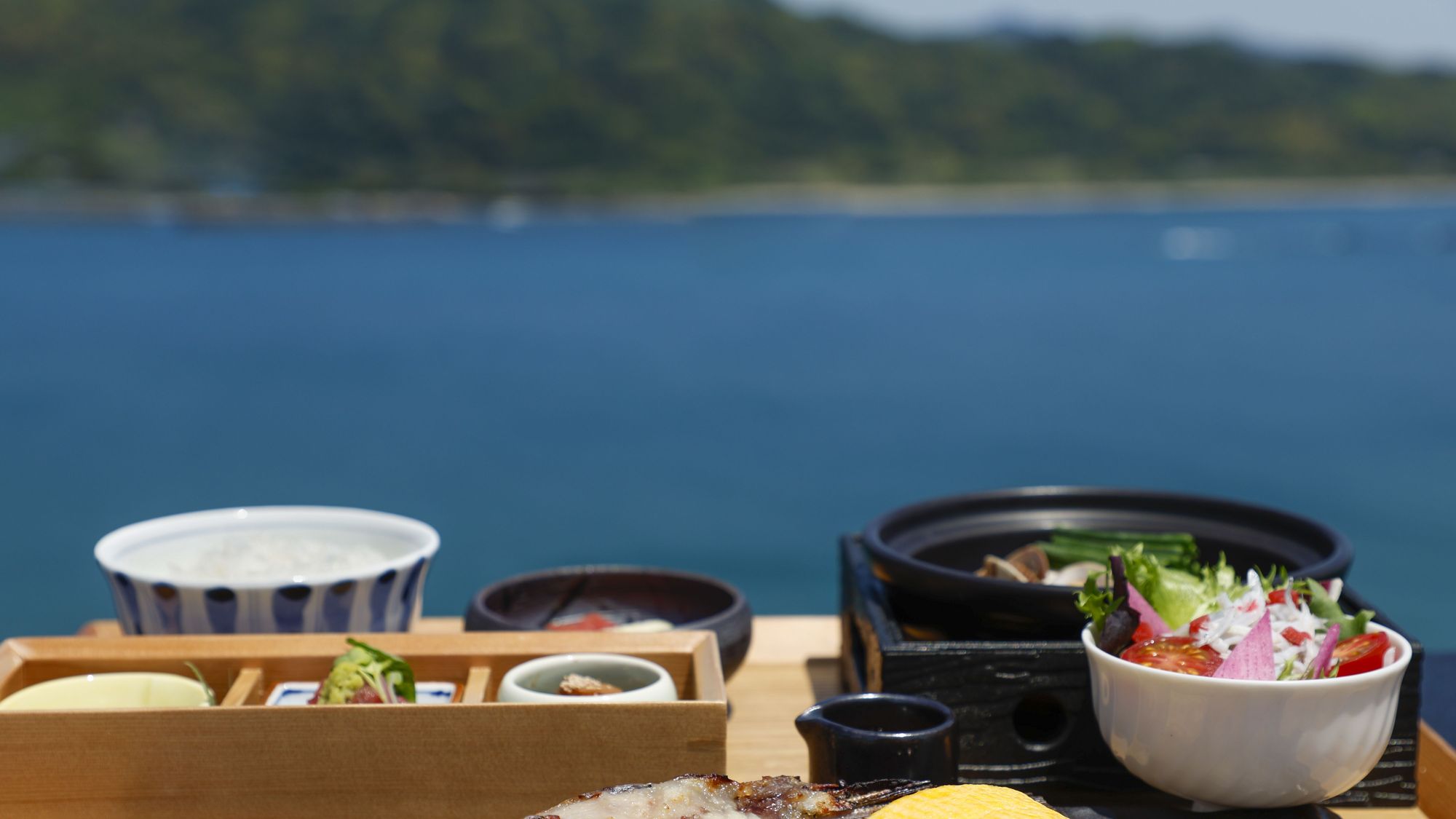 熊野の美食が朝から楽しめる【ご朝食】「那智勝浦の和朝食御膳」
