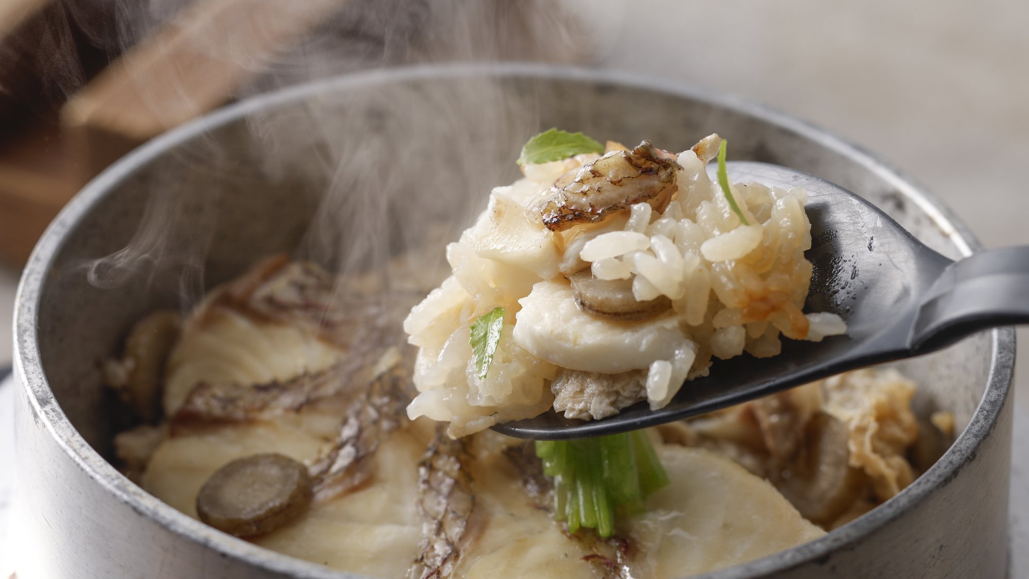 【特別会席】春(2026年3月～5月)食事　桜鯛と牛蒡釜飯