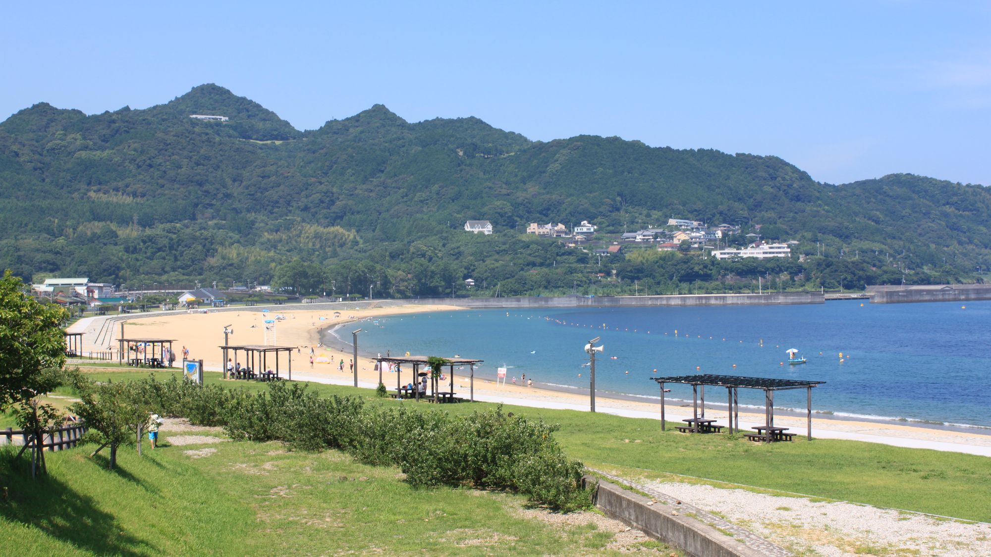 ブルービーチ那智【ホテルから徒歩10分】