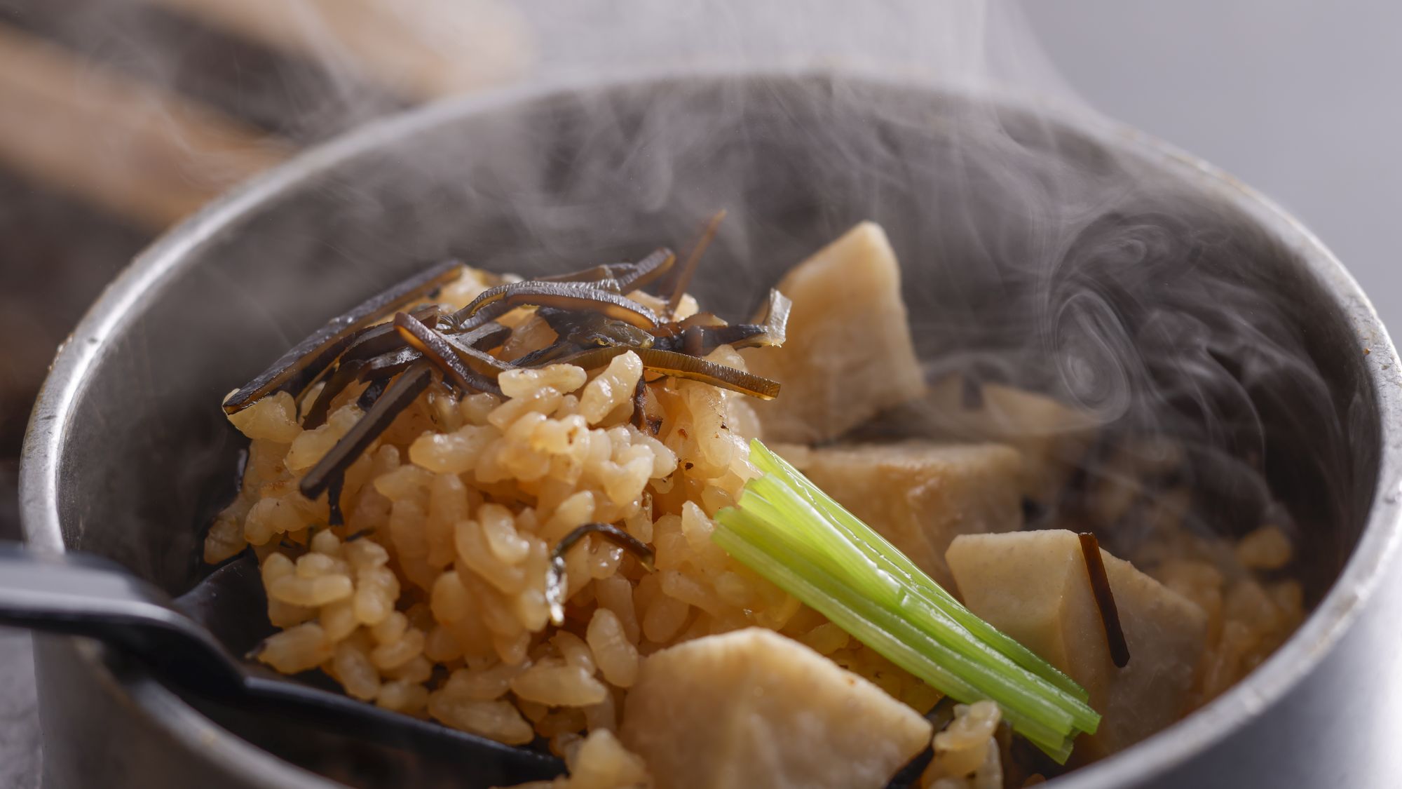 【季節の会席】冬(2025年12月～2026年2月)食事　里芋釜飯