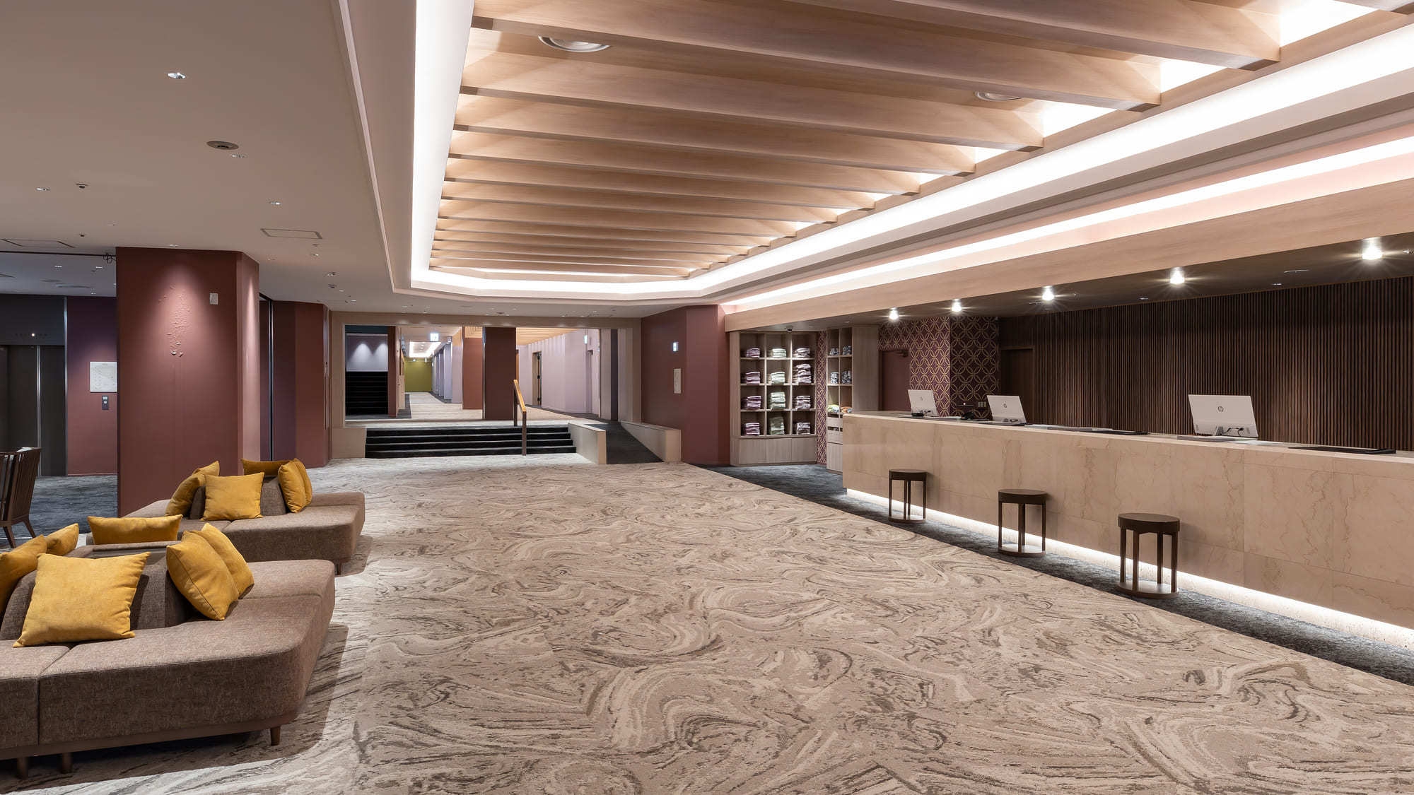 【かに食べ放題】12/25リブランドオープン！群馬ビュッフェと万代鉱源泉をかけ流しでご堪能＜2食付＞