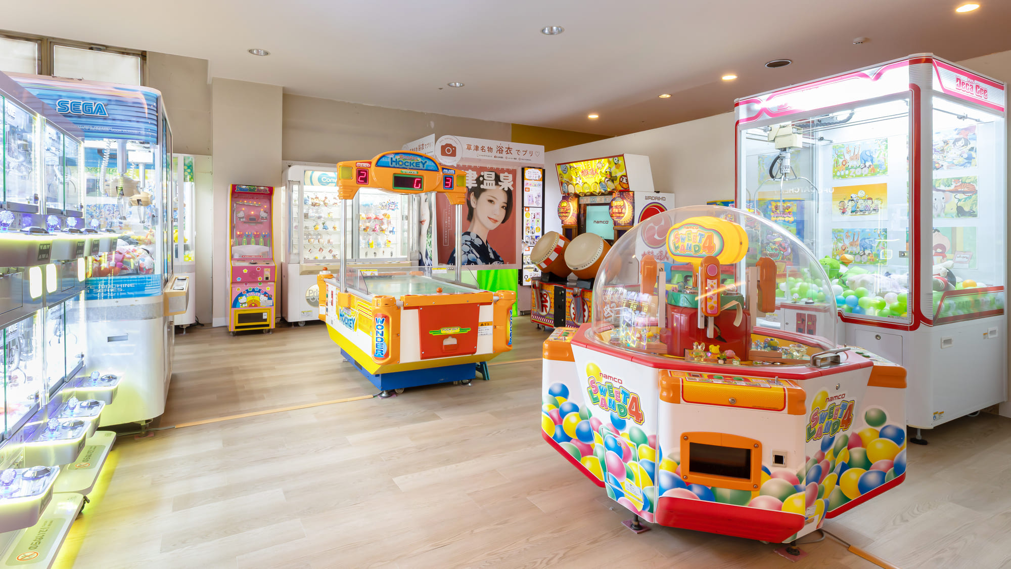 【1F ゲームコーナー】お友達やご家族みんなで楽しめるゲームを多数取り揃えております。