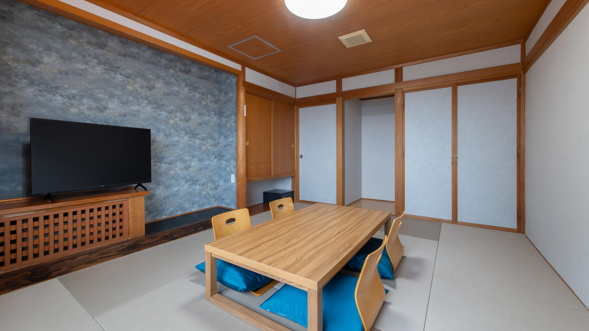 ＜2025年12月リニューアル＞和室（10畳+8畳）バス無し 独立した2つの和室を備えたお部屋