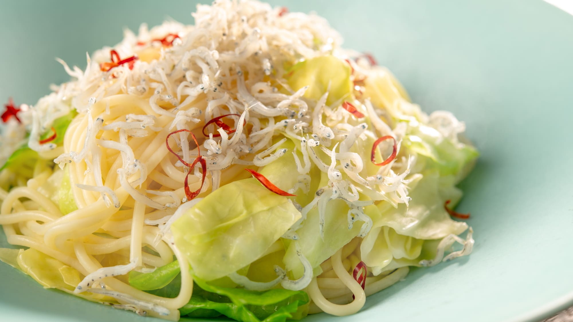 【夕食】春メニュー シラスとキャベツのパスタ