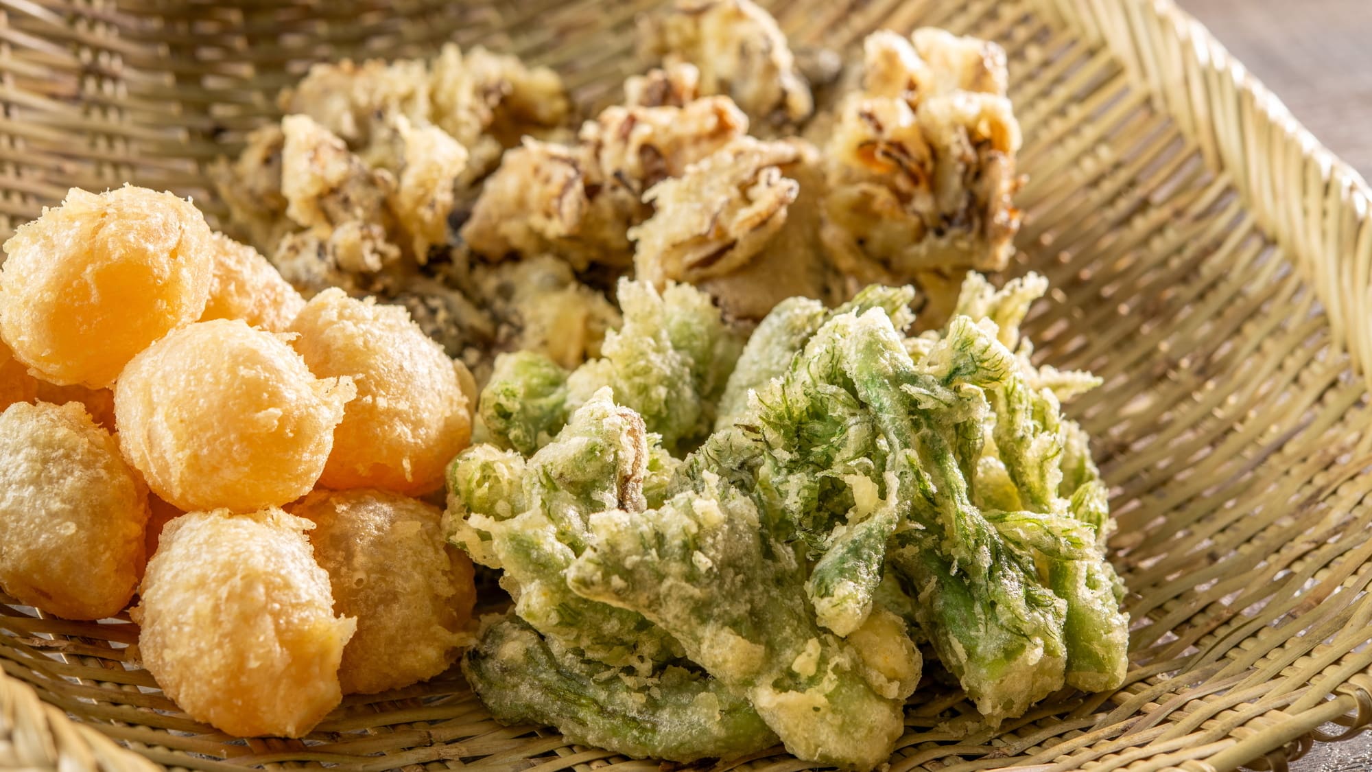 【夕食】春メニュー 旬野菜の天麩羅