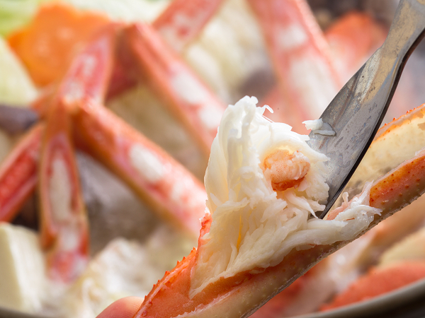 食べきれないほどのカニ料理！アワビ踊焼きと久美浜湾の牡蠣料理も味わえる納得茹でガニ付カニコース♪