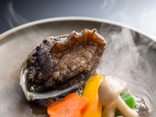 【平日特典☆アワビ陶板焼き付き】舟盛付カニフルコースで日本海の幸を心ゆくまで楽しむ贅沢なひととき