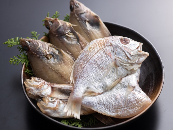 【平日特典◆丹後海産物の干物お土産付】天然温泉湯元館の舟盛付カニフルコースで心も満たす至福の味