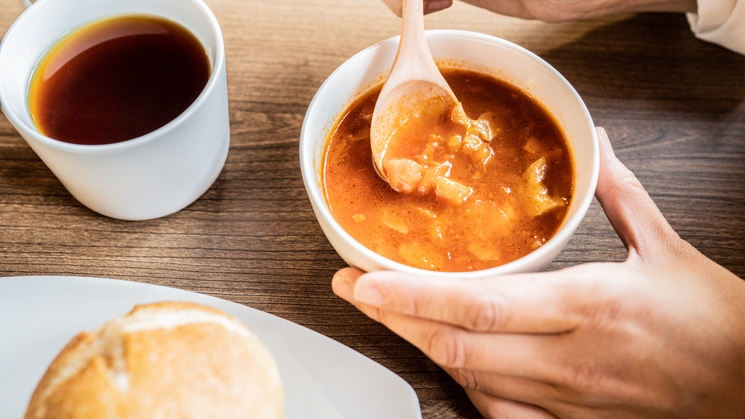 【朝食付き】地元ベーカリーのパンとスープ★お手軽朝食をお部屋にご用意★油津駅から徒歩5分