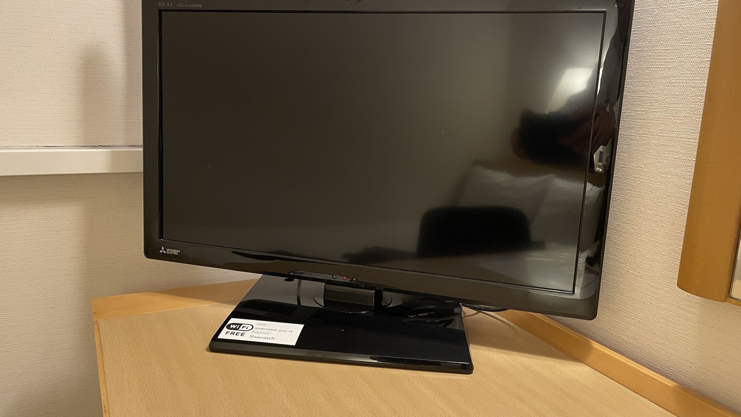 客室テレビ：24型　ＨＤＭＩ使用できます。