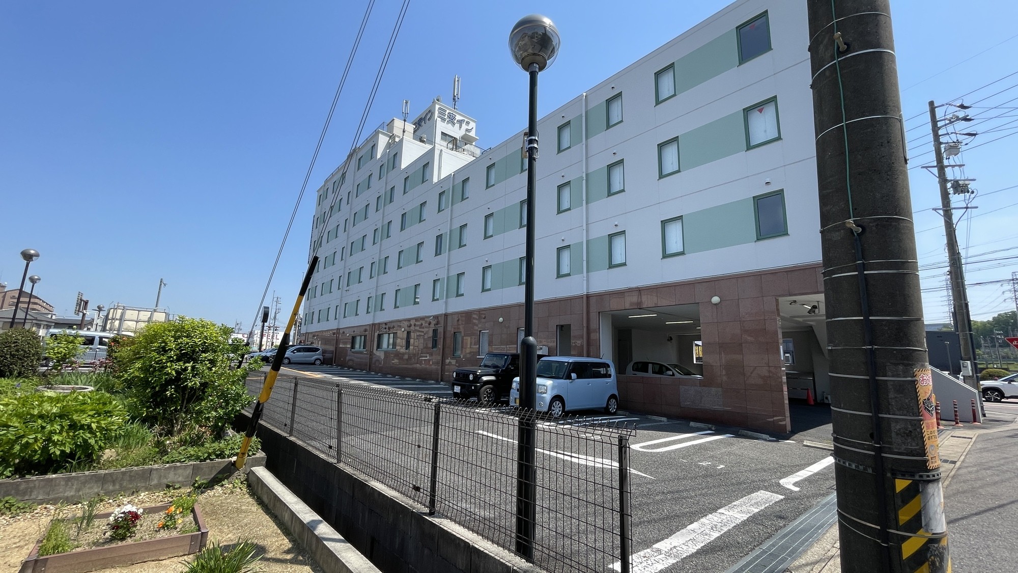 「豊田東I.C.」より約10分。名鉄三河線上挙母駅（うわごろも）徒歩約15分