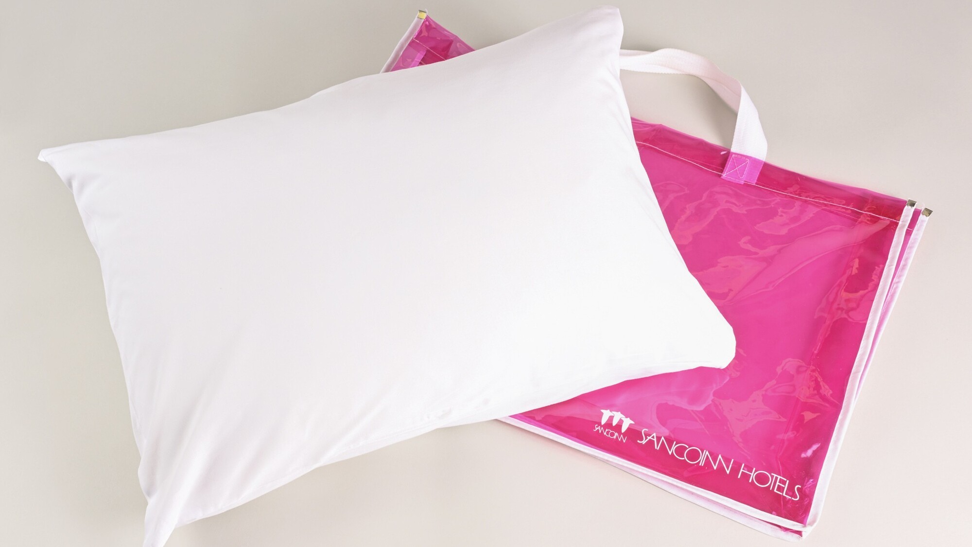 まくらBAR：羽根