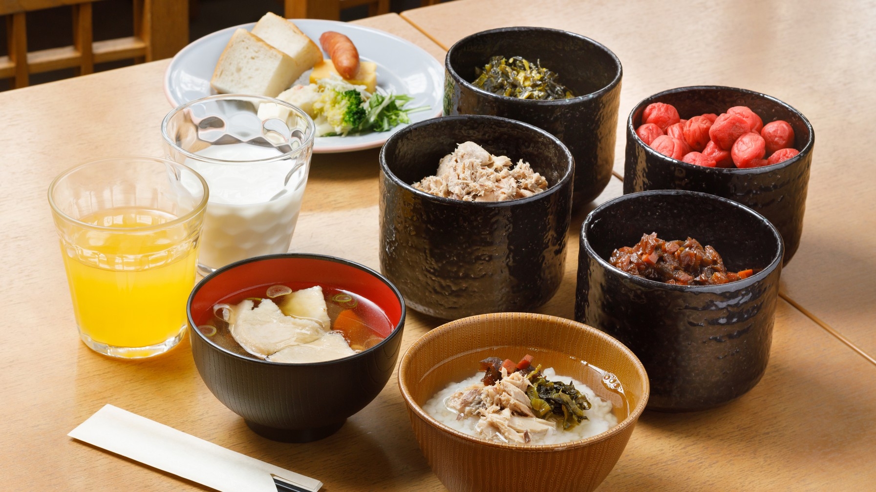 【朝食付き｜シンプルステイ】八戸駅直結の好立地。シンプルながら、充実の朝食と快適なひとときを