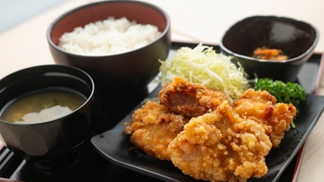 【夕朝食付｜2，000円夕食券付き】館内レストランで青森・八戸の味覚を堪能！