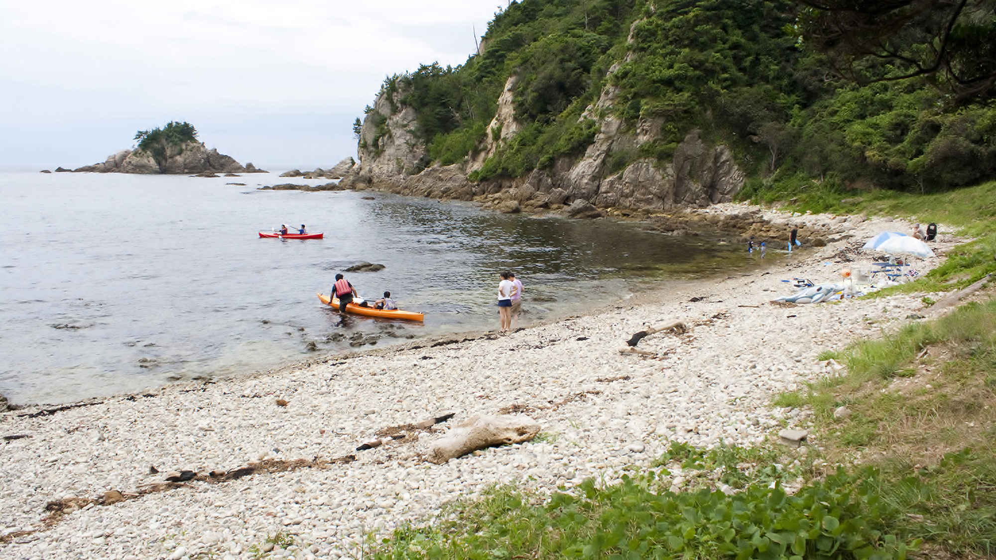 *【周辺観光】：深まてかた海水浴場