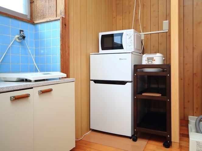 冷蔵庫と炊飯器