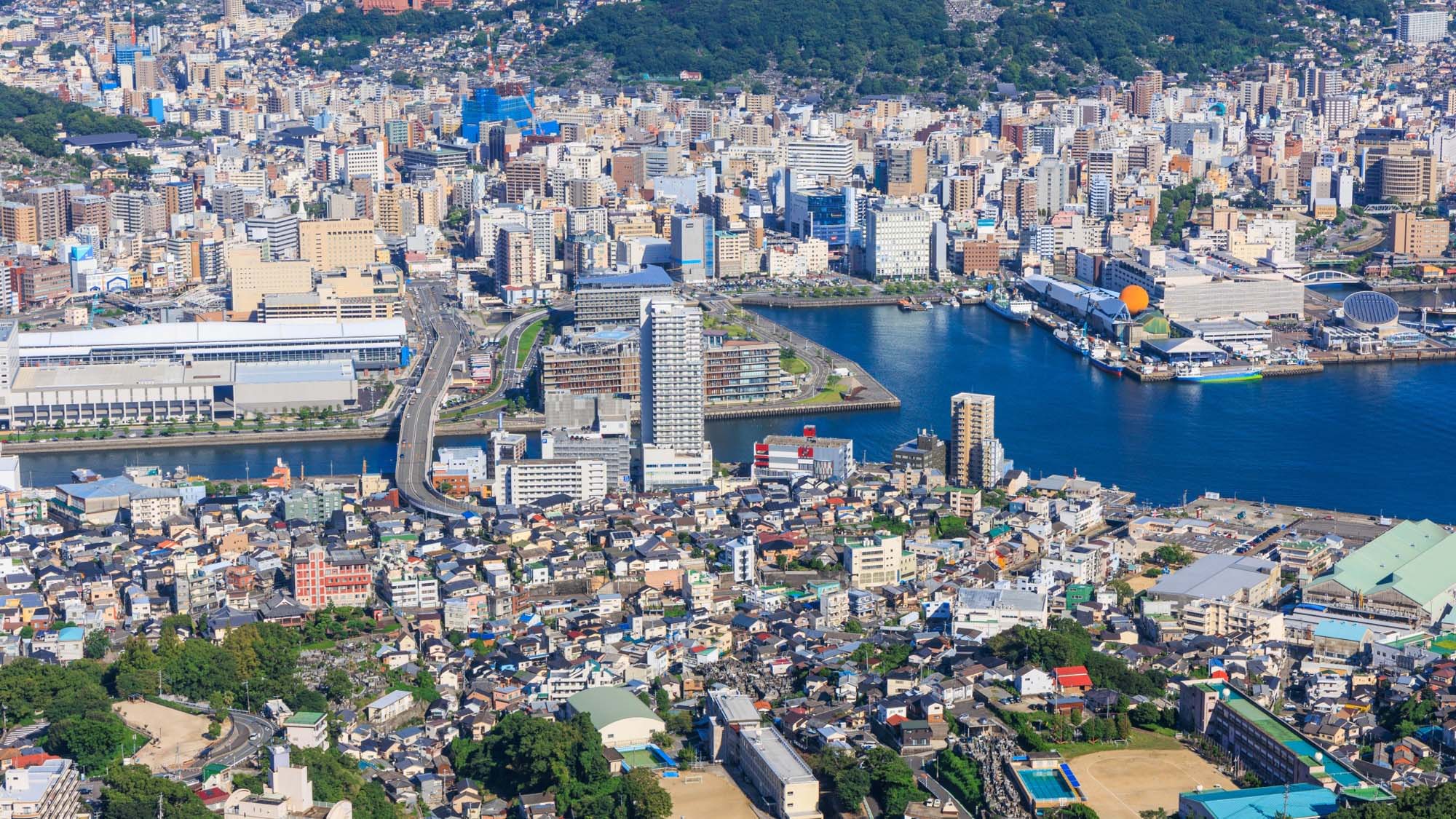 稲佐山公園からの街並み