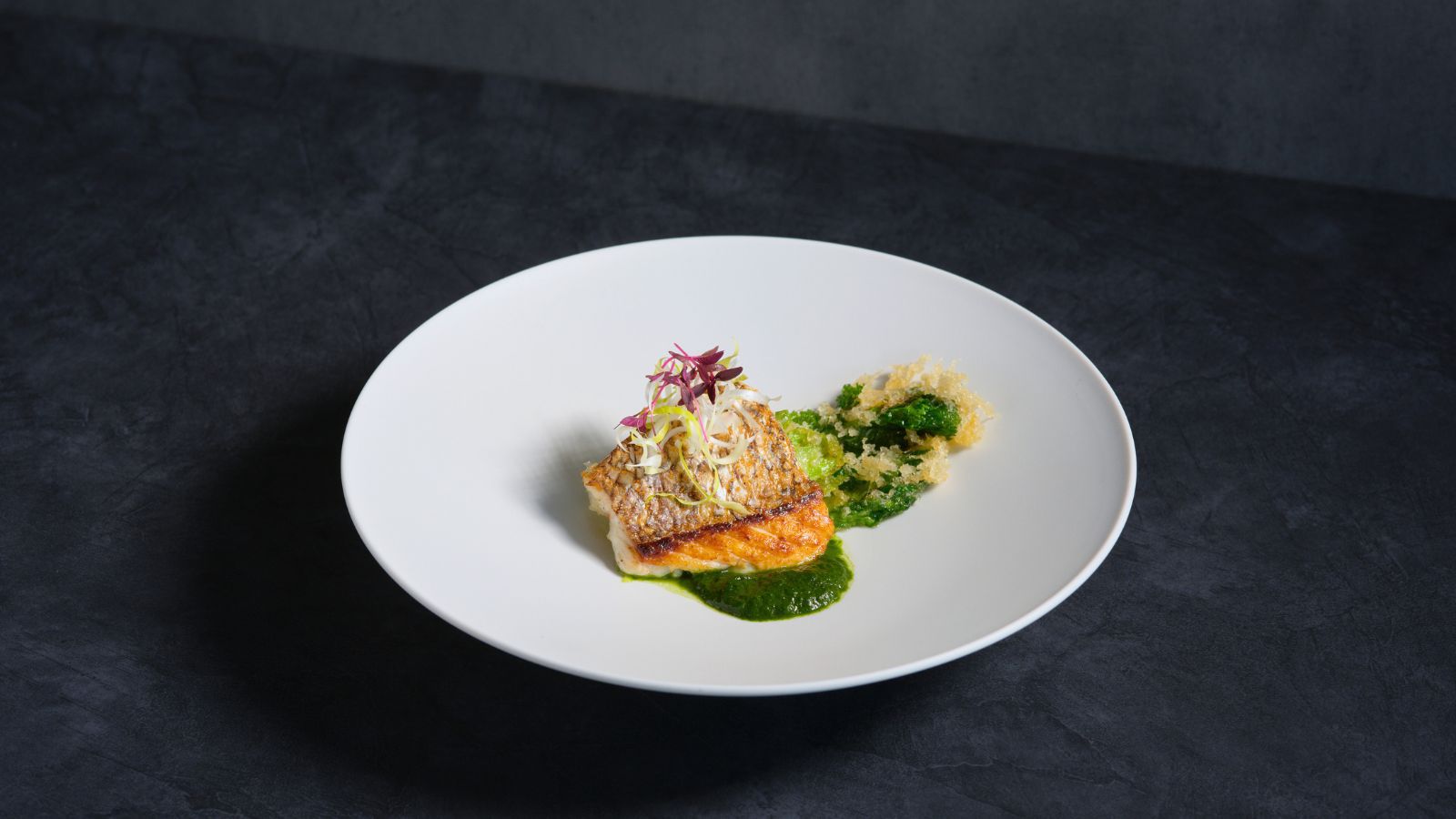 【鉄板焼3品コース】特選牛・ブランド豚・鮮魚から選べるメイン料理　鎌倉の旬素材を味わう＜夕朝食付＞