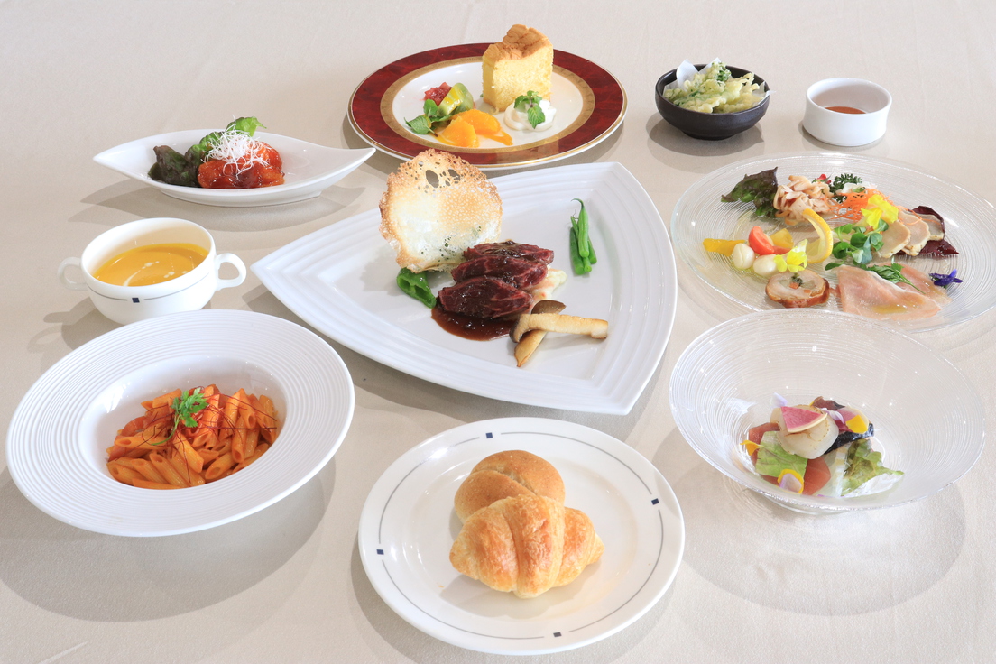 【彩り和洋中_華プラン　飲み放題付】３種の露天風呂で温泉も満喫