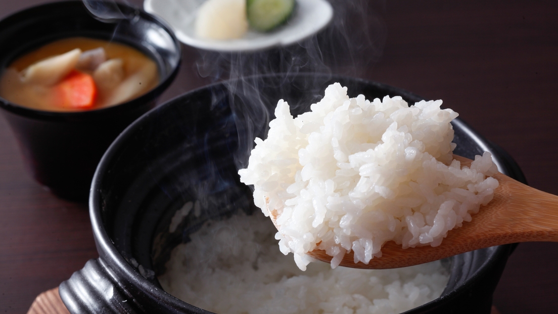讃岐と阿波の山海の幸を地元産野菜とともに愉しむ季節の味覚コース