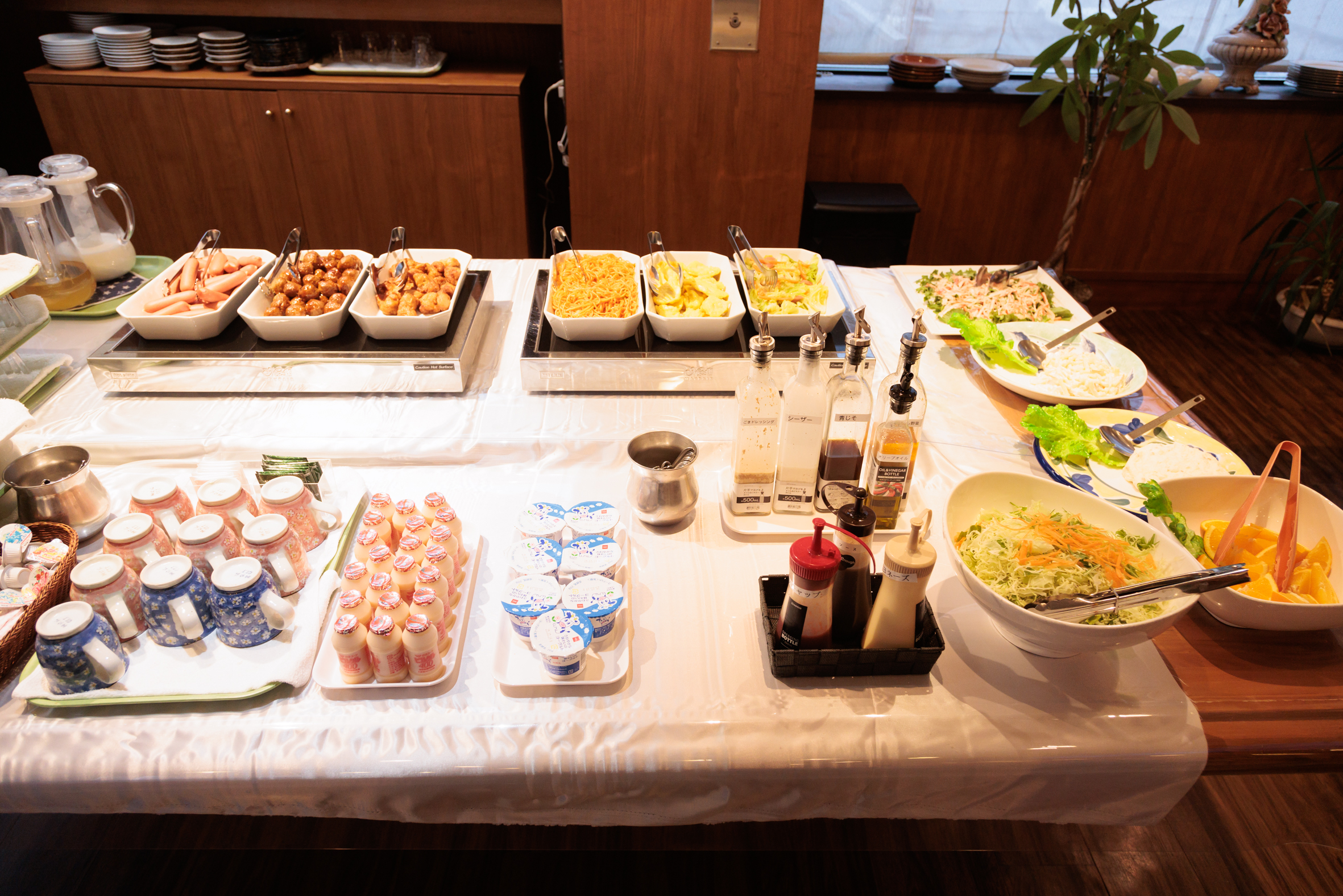 朝食バイキングの一例