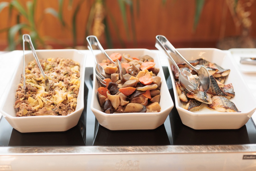 朝食バイキングの一例