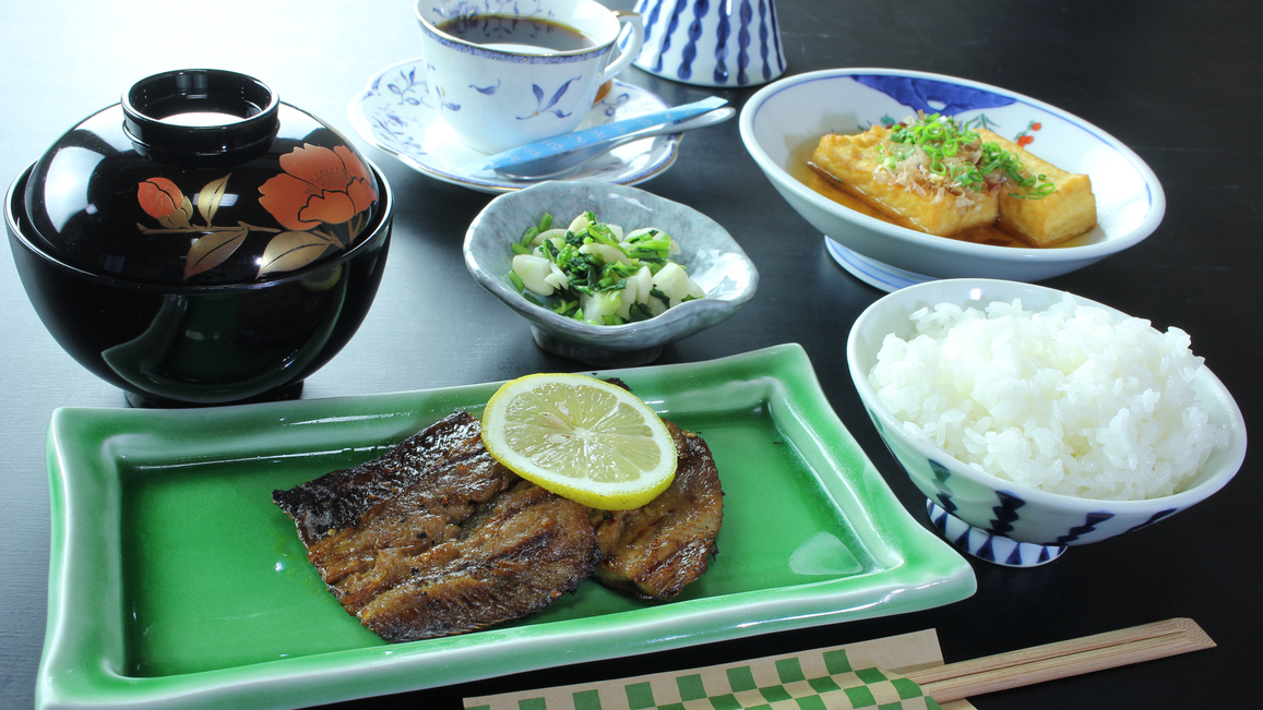 白浜観光を楽しみたい方へ！遅めのチェックインOK♪貸切風呂ありの１泊朝食付