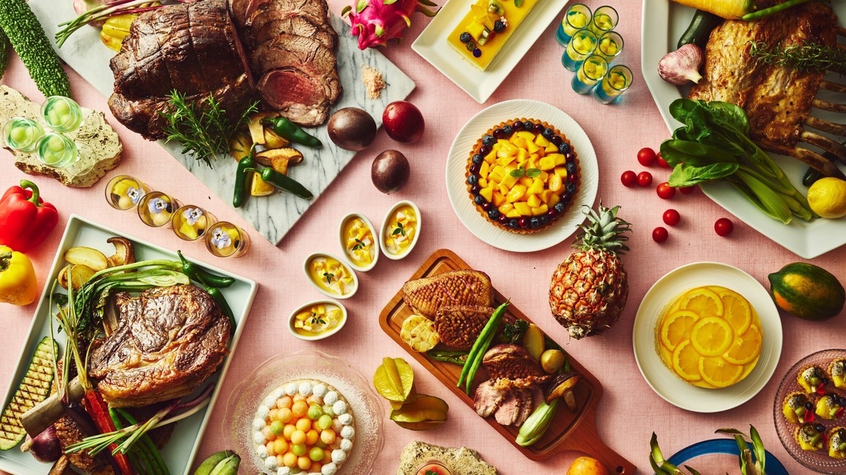 【ステイダイニング】万座の波音に包まれてアクアベルで過ごす〜リゾートディナータイム（夕朝食付き）