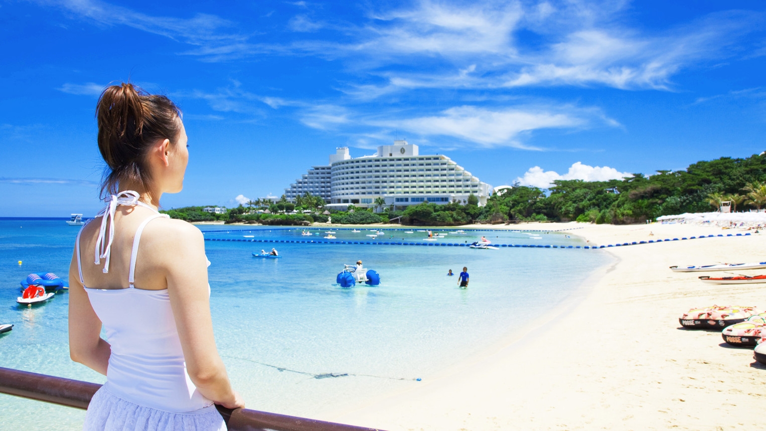 【さき楽30】最大25％オフ〜美しい万座ブルーとサンセットに包まれる贅沢な休日（朝食付）