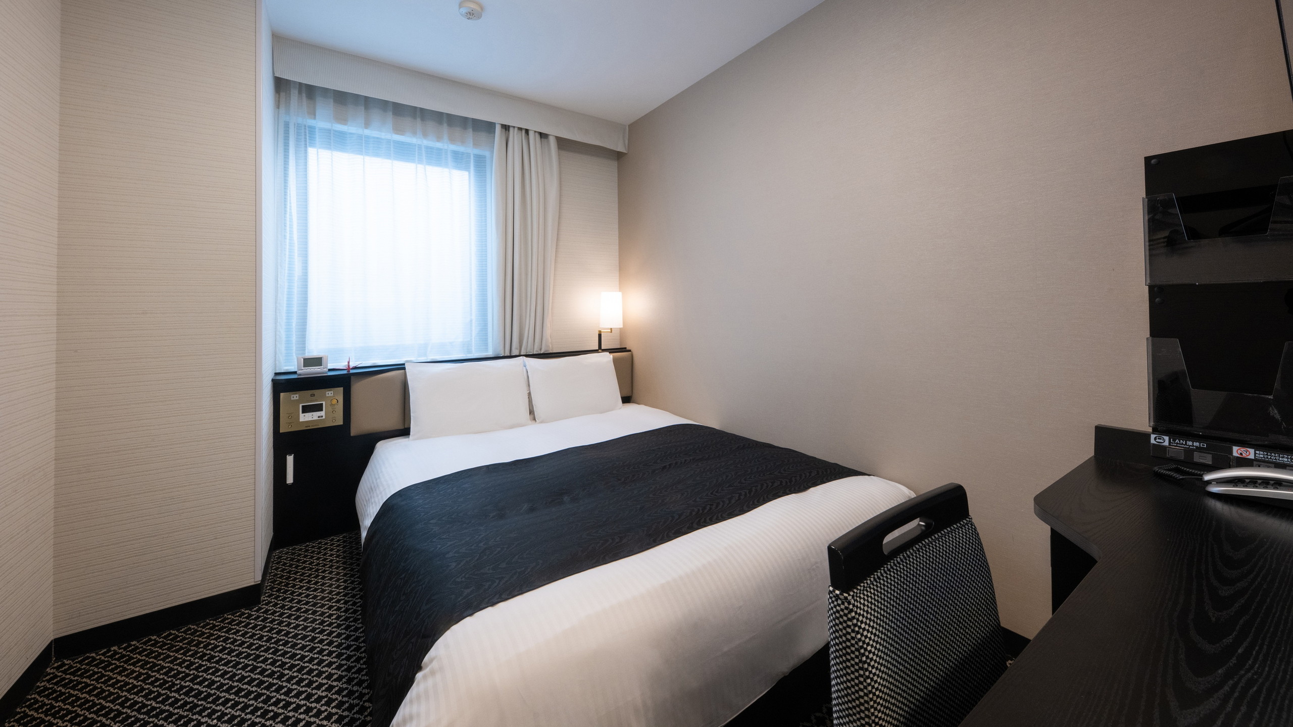 クイーンダブルルーム