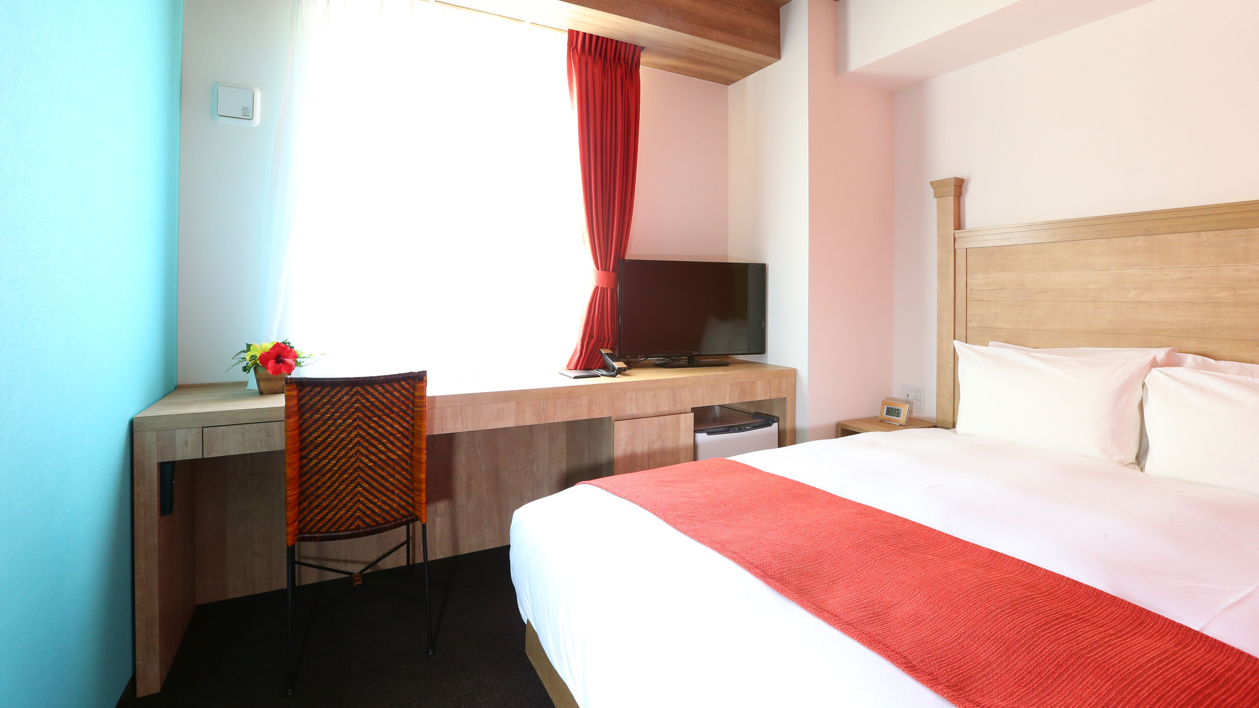 5階 ハイビスカス(DXシングル/ダブル)客室の一例