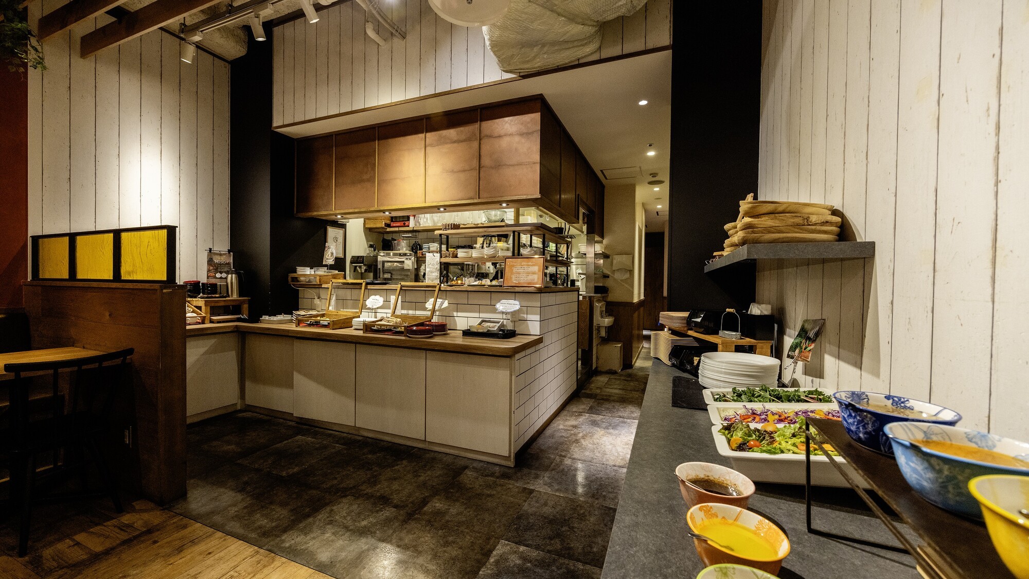 【朝食】朝食会場『T Caf&eacute; by ALLY&rsquo;s』