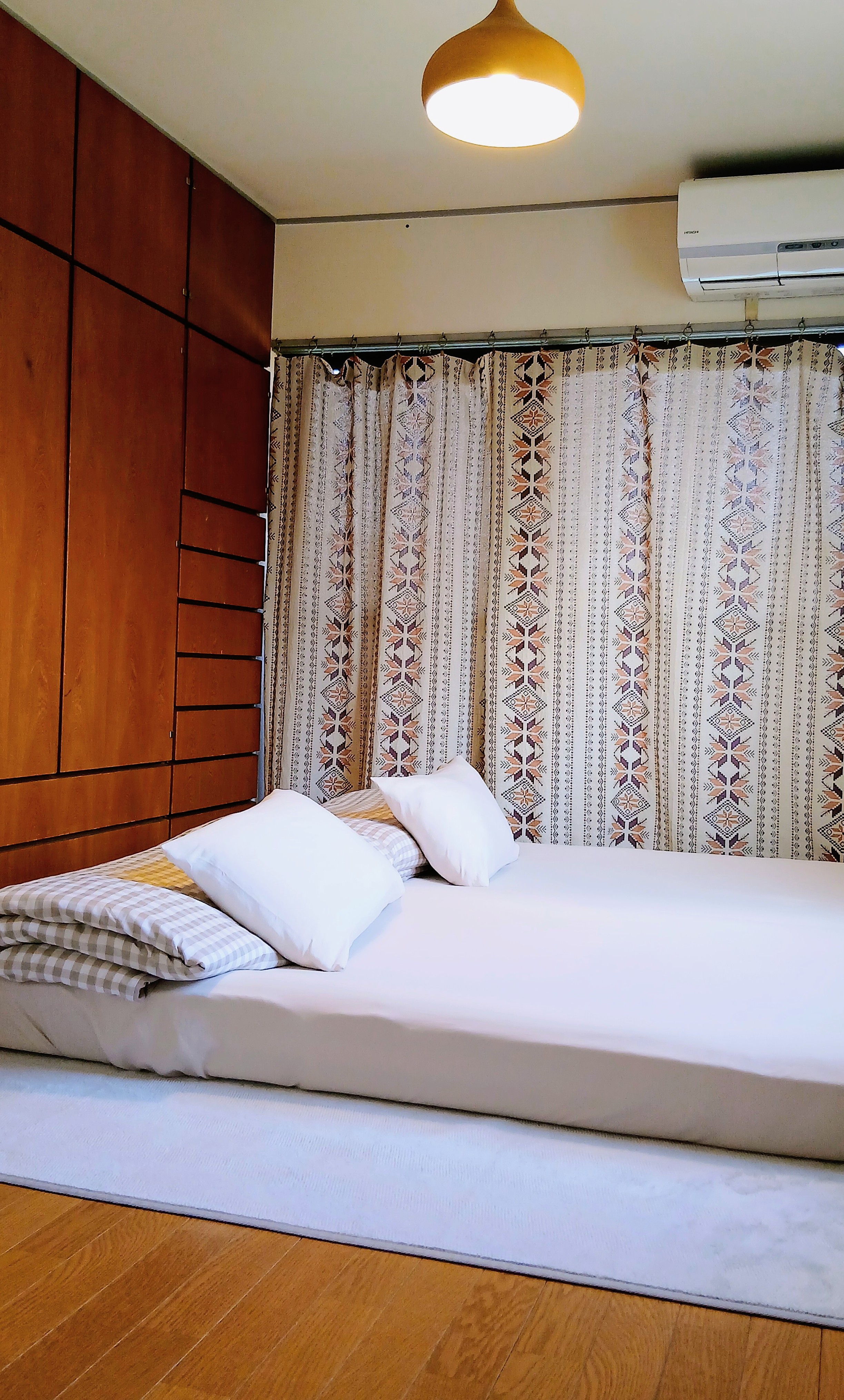 ツインルーム　共用バスルーム★