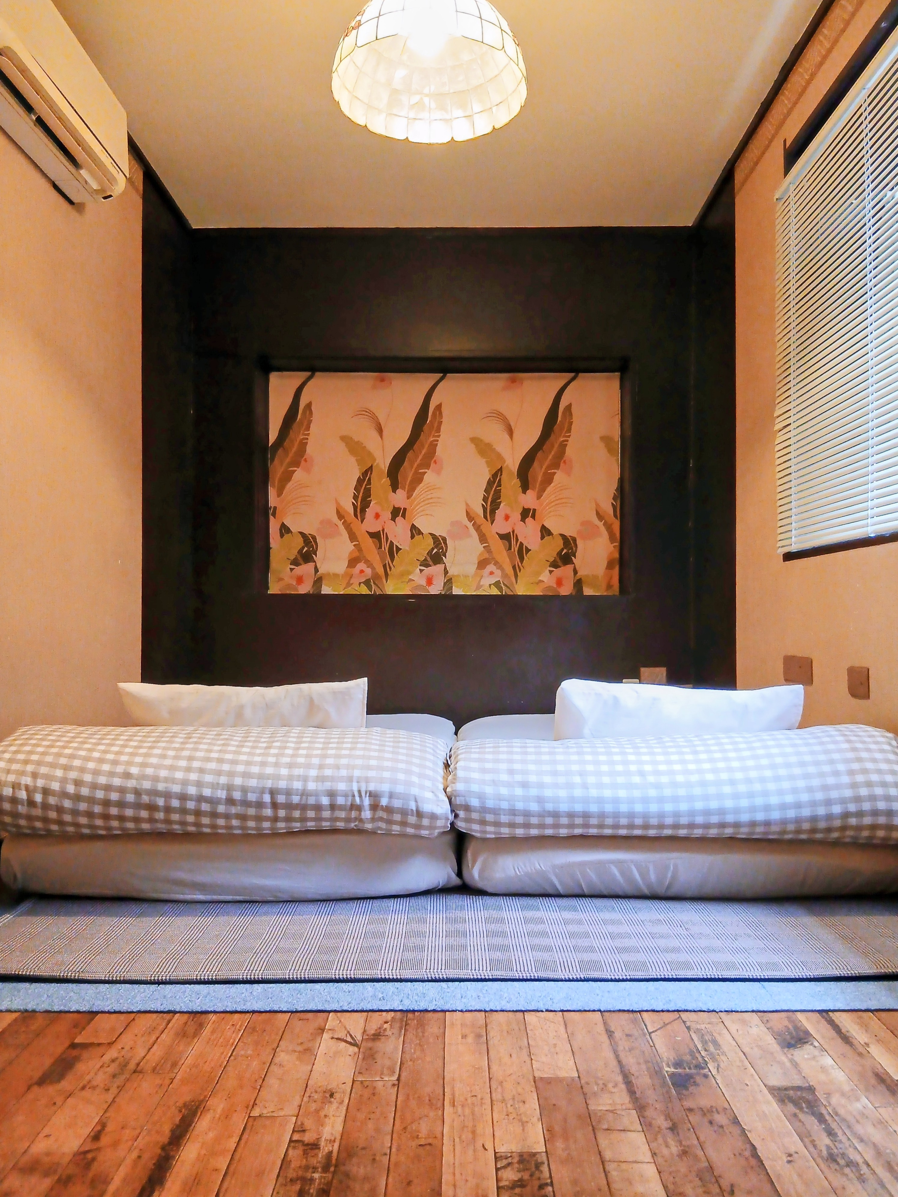 ツインルーム　共用バスルーム★1